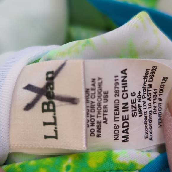 (9) Girl Bundle of Clothes Size 5 / 6 - Picture 3 of 16